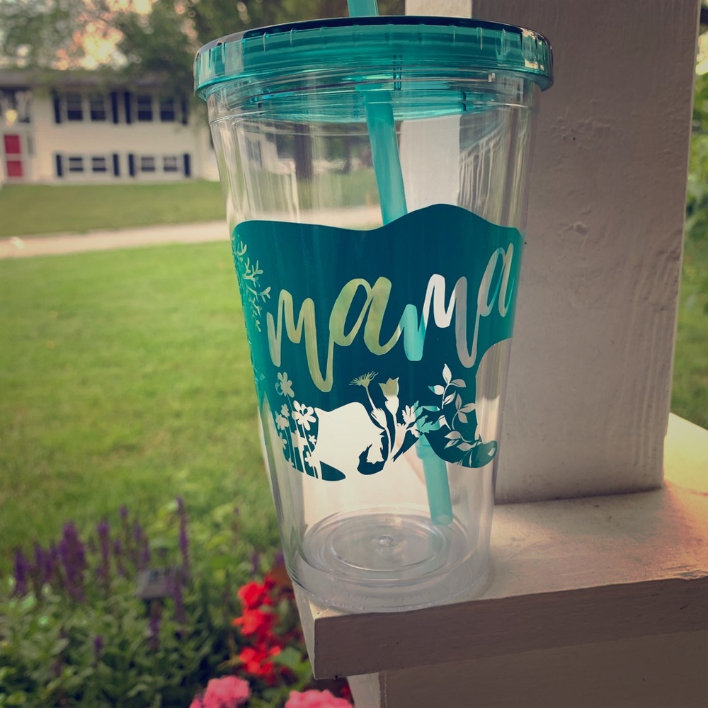 Mamá Bear tumbler